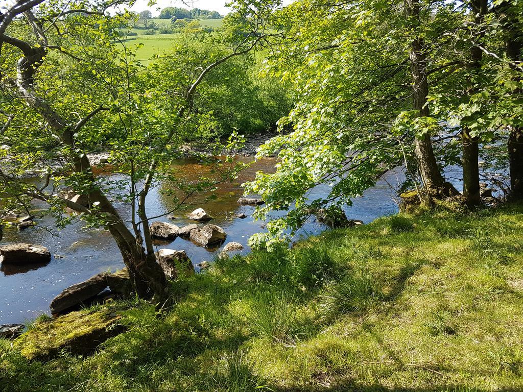 Low Nook Farm Holiday Cottage 브램프톤 외부 사진